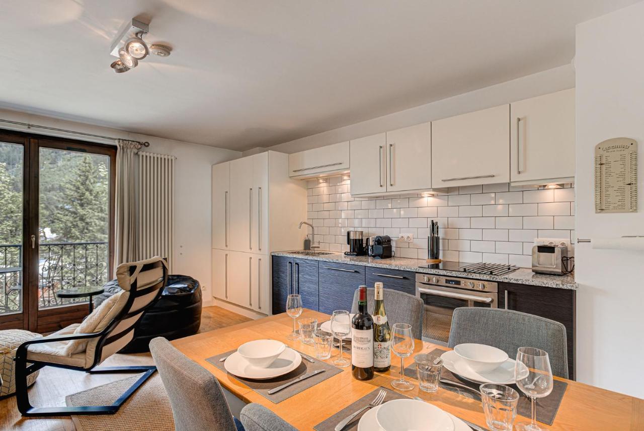 Apartment Cosmiques - Alpes Travel - Central Chamonix - Sleeps 4 Esterno foto