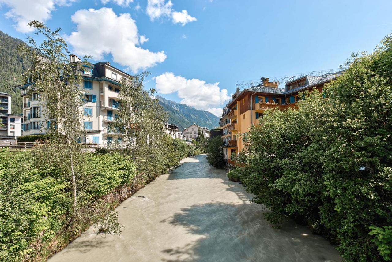 Apartment Cosmiques - Alpes Travel - Central Chamonix - Sleeps 4 Esterno foto