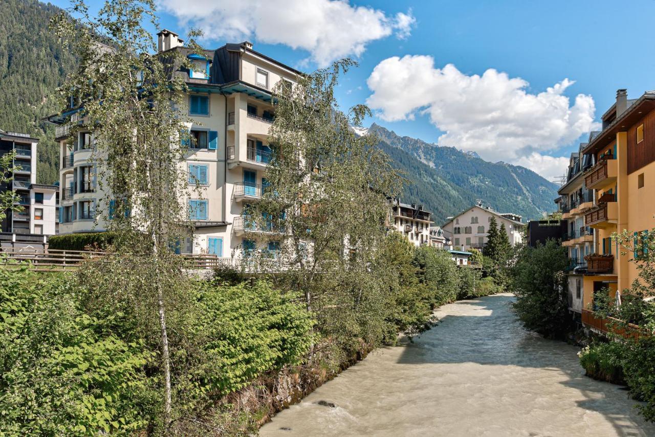 Apartment Cosmiques - Alpes Travel - Central Chamonix - Sleeps 4 Esterno foto