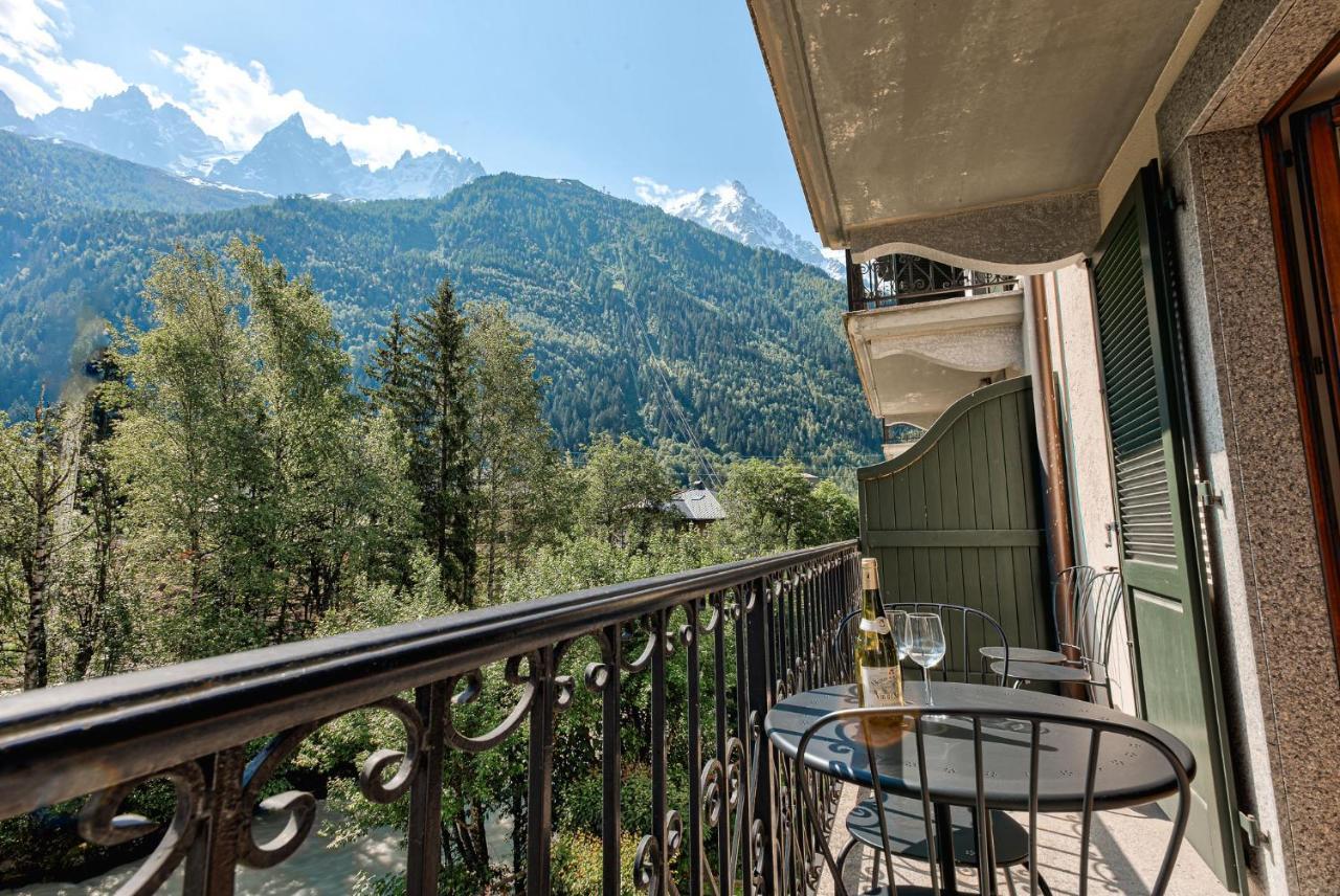Apartment Cosmiques - Alpes Travel - Central Chamonix - Sleeps 4 Esterno foto
